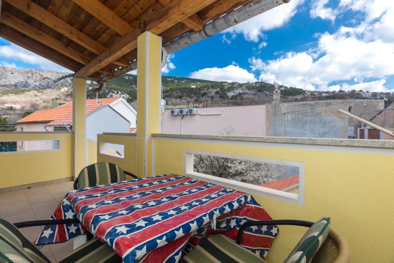 Apartments Darko Near The Sea Baska  Exterior photo
